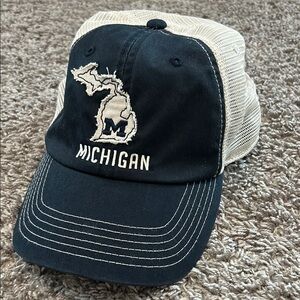 Michigan state outline blue creme SnapBack hat cap ball‎ cap baseball